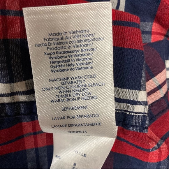 CHAPS Red, White, & Blue Button Down Long Sleeve Shirt | Stretch Easy Care - Picture 10 of 14